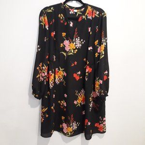 Black Mid Dress w/Flowers Size Large